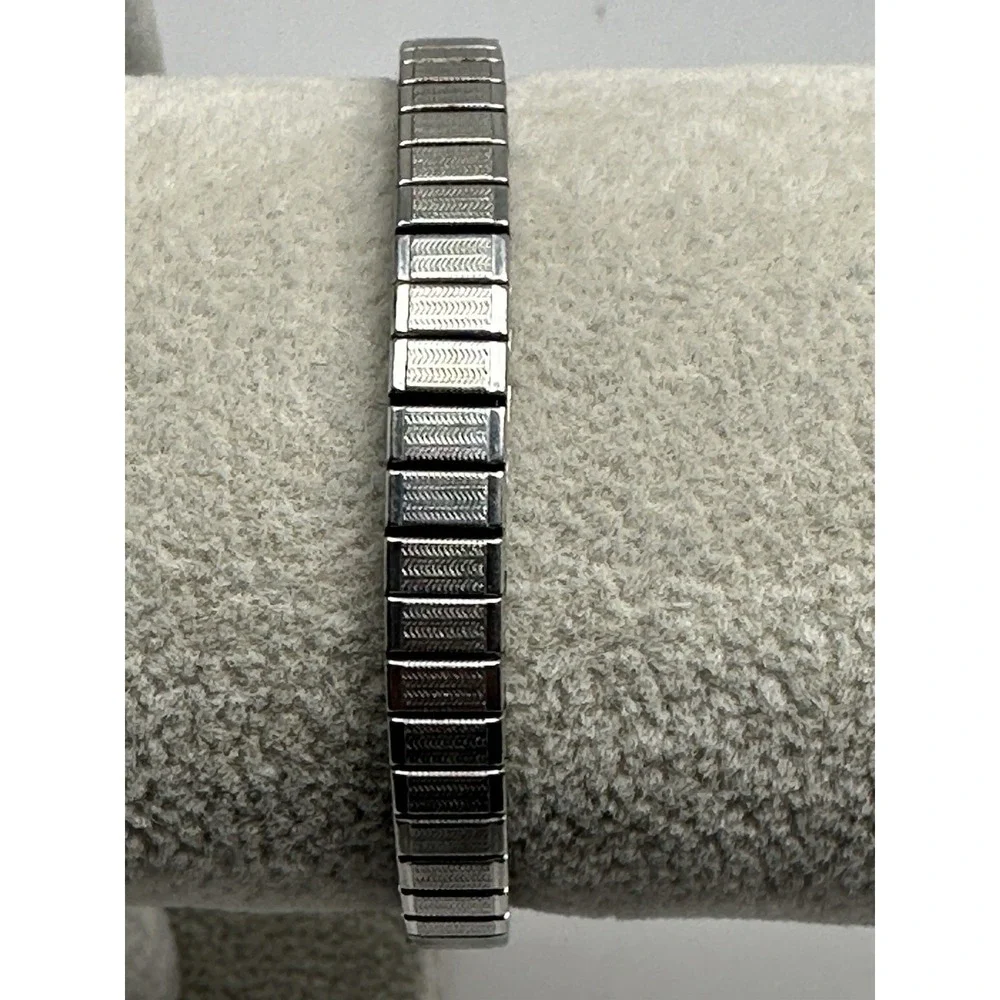 Solow Ladies Watch 17 Jewels Works Manual Wind Incabloc 23MM 5.75